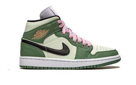 nike jordan dames groen roze|jordan 1 sneaker.